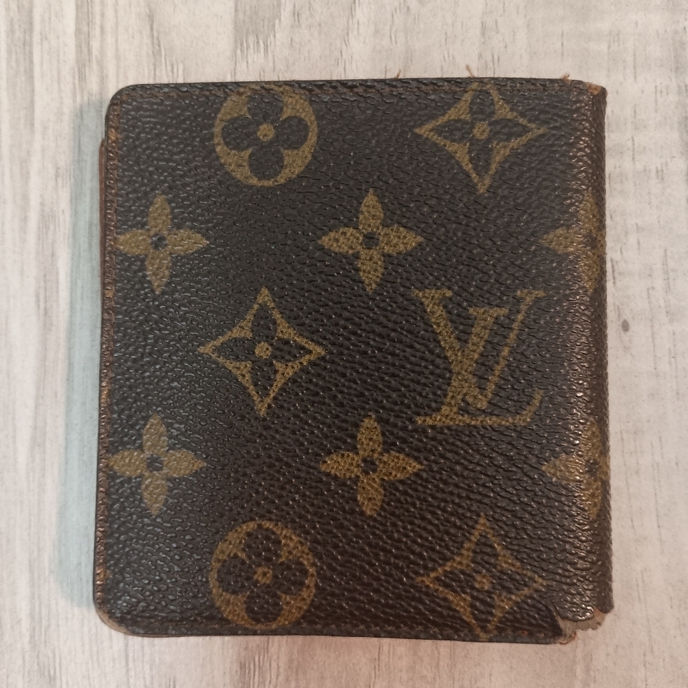 LOUIS VUITTON Monogram Wallet Bi-fold Billets 6 Credit - Picture 2 of 10